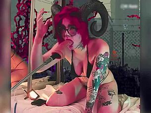 Redheaded Hottie Cums Hard from Toys and Vibrator Deep in Her Wet Vagina!