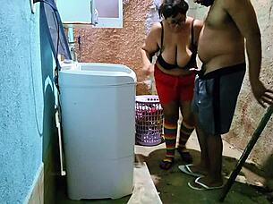 Amateur Pounds Big Tits Latina Backyard Double Mouth Cum