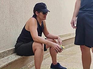 sapatão loses bet and fucks roommate's muscular cock hard