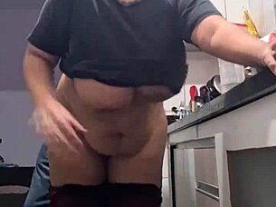 Thick curvy milf bends over kitchen counter for taboo pounding