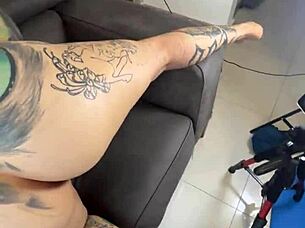 i sneak in and fuck my hairy neighbor mid-workout session