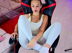 i tease cuck with wet pussy joi squirting play