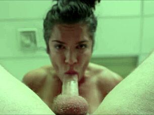 i'm a 43yo expert at 69 throatpies mmm so good