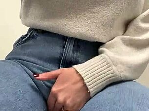 quick orgasm in doctor's office 😍🏥💦