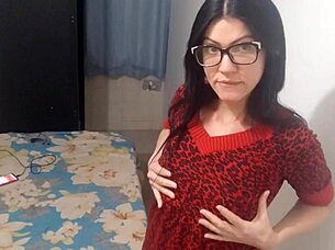 Latina Rebolando Sensual After Hard Doggystyle Pounding