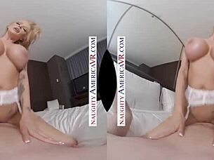 Joslyn James Fucks Until Massive Pussy Cumshot!