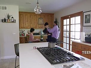 Dilfs free use policy bonds family with milf mommy 3some daddy group fucking 🔥👨‍👩‍👧