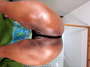 soft ebony milf's big ass shakes teasingly close up