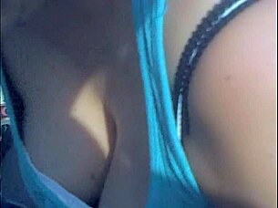 13313 hidden cam spies juicy downblouse tease