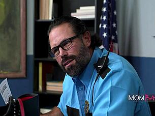 Elana bunnz gi joey learn riding big tits lesson.