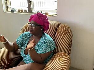 Mummy Begs For Intense Bed Satisfaction And Creampie!