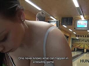 Hunt4k: Stranger offers cash for wild bar sex with petite wife 🔥💰