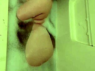 multiple chubby bathtub orgasms with big tits squirting 🛁💦😘