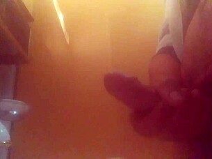 hey i'm jerking off in buenos aires argentina amateur style uhh so good