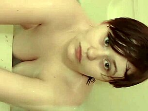 multiple chubby bathtub orgasms with big tits squirting 🛁💦😘