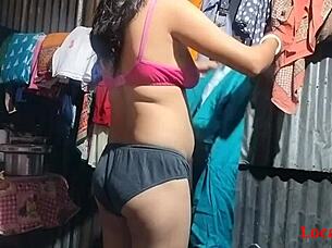 CUTE EBONY WIFE HARD POUNDED BY MONSTER COCK IN HOMECOMING