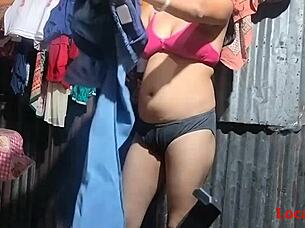 CUTE EBONY WIFE HARD POUNDED BY MONSTER COCK IN HOMECOMING