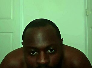 taking off my eyeglasses stoppin dancin fer a sec ta splain what i spy in fave exercise pose n other remixes i hardly eva hear of dat song i whipped up fer free ya know