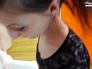 Petite linda's tight pussy stretched wide on homemade casting fuck