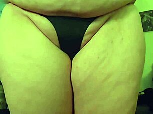 chubby amateur milf sandra's amazing candid body revealed