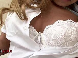 yuno shirasu asian teen shaved pussy licked sensually