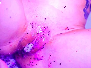 i crush juicy fruit with bare toes