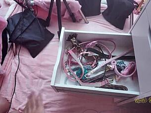 Della Cate Sneaks Into Nade Nasty's Pink Room Temptations?