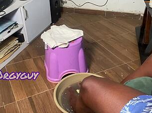 hey watch this naughty couple spread juicy pussy while doing nails homemade fun