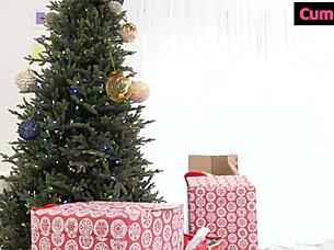 Kenzie And Vina Beg For Christmas Cock And Creampies!