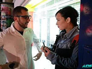 Campus Whore's Deepthroat Doggystyle Pounding In University!