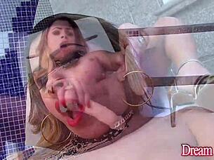 Tgirl Thayla Santos: shove that dildo deep in butt?