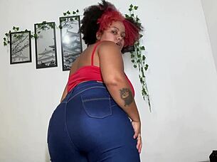 curvy bbw beauty farts dirty in tight blue jeans
