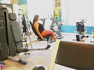 sofia rose gets raw kitchen pounding by rome major 💦🍑