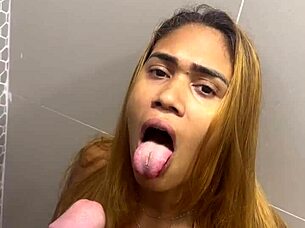 Big Booty Kiki Jiglez Guzzles Piss First Time Facial Cumshot on Curvy Homemade Brunette