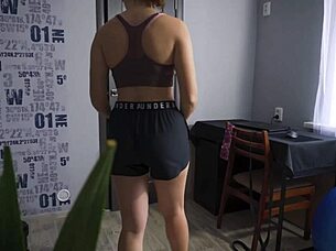 pawg milf shakes her tight athletic ass in those sexy under armor sports shorts 🔥🍑