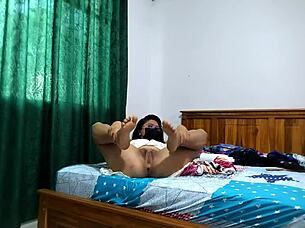 Sarita strips eager for intense homemade pounding