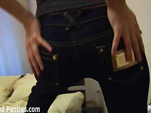 watch my 18yo ass shake in tight jeans strip