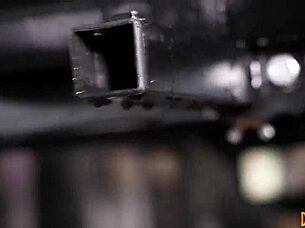 dominafire straps filipina salome salvi bound bdsm squirting femdom lesbian?