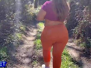 bbw stepmom huge ass public sex with stranger doggystyle 🍑🔥