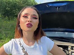 i begged this sexy bitch to suck my throbbing dick