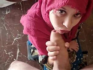 omg im suckin this huge cock as muslim cummin all in mouth