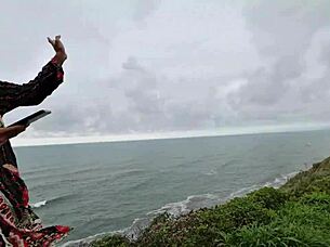 lukas rams his cock deep into skinny beach slut's pussy