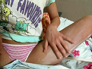 i'm calla slim brunette moisturin my body feels so good ugh