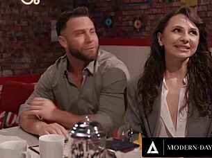 liz jordan sneaks diner cock suck 🍆 cant wait to swallow 😈