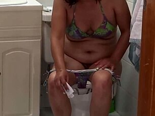 Intriguing Beach Fuck Ends In Massive Pussy Cumshot