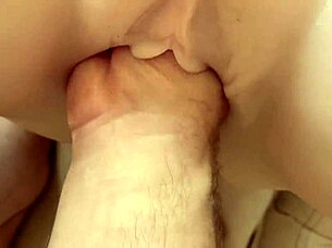 Bold milf stretches pussy with fisting and huge cumshot