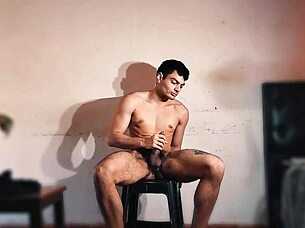Sexy Caballero's Muscular Cock Masturbation Feels Intense