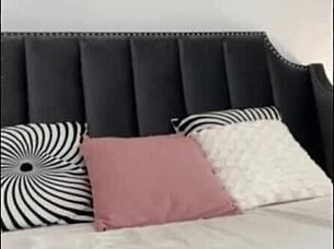 hey romanian camgirl talk dirty while i watch you masturbate with dildo