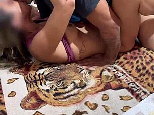 Aventuras Da Belinha Com Dois Comedores Pela Manhã Preview