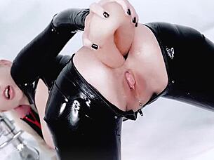 blonde's massive tits bounce in double triple anal stretch